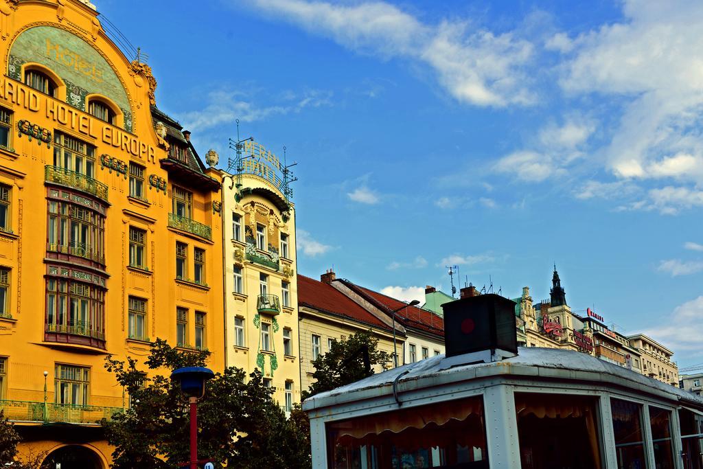 Meran Прага Екстериор снимка
