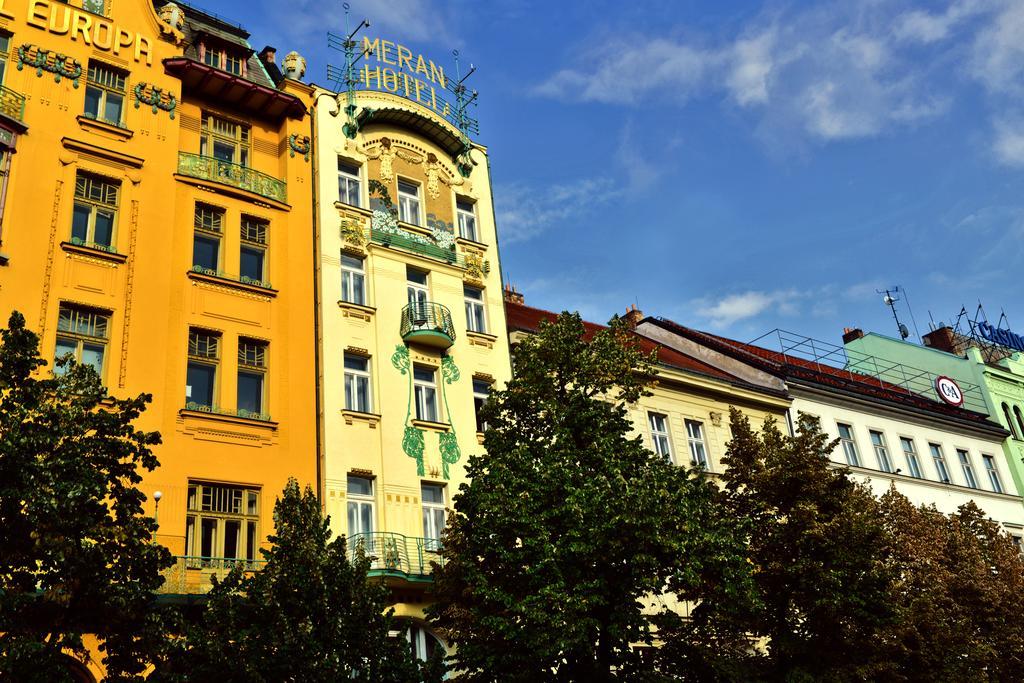 Meran Прага Екстериор снимка